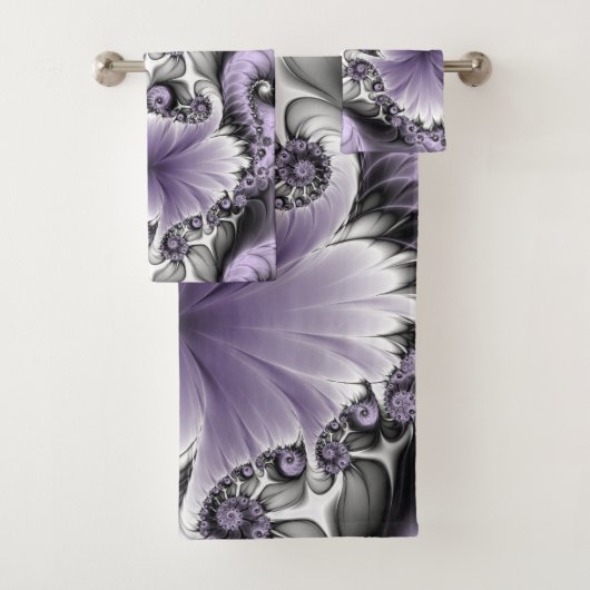 Lilac Illusion Abstraktes florales Fraktal Kunstfa Badhandtuch Set (Insitu)