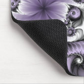 Lilac Illusion Abstraktes florales Fraktal Kunstfa Mousepad (Ecke)