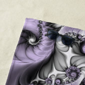 Lilac Illusion Abstraktes florales Fraktal Kunstfa Strandtuch (Beispiel)