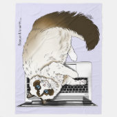 Lilac Laptop Cat Funny Niedlich Fleecedecke (Vorderseite)
