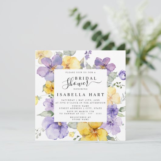 Lilac Lavender Yellow Lila Floral Brautparty Einladung (Stehend Vorderseite)