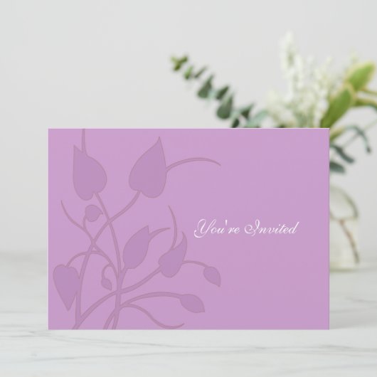 Lilac Leaf Swirl Wedding Einladung (Stehend Vorderseite)
