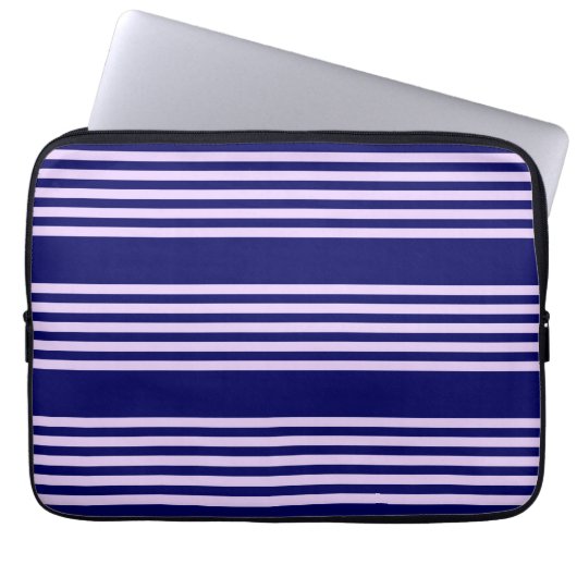 Lilac lila und blau fünf Streifen Muster Laptopschutzhülle (Vorderseite)
