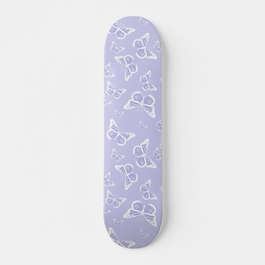 Lilac Lila und White Butterfly Motif Muster Skateboard (Vorne)