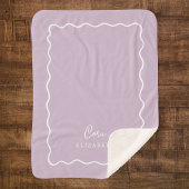 Lilac Lila Wavy Border Mit Monogramm Sherpadecke