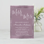 Lilac Metallic Foil Miss an Mrs. Brautparty Einladung (Stehend Vorderseite)