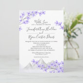 Lilac Mountain Lila Wedding Einladung (Stehend Vorderseite)
