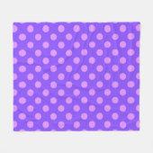 Lilac polka dots on periwinkle fleecedecke (Vorderseite (Horizontal))