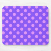 Lilac polka dots on periwinkle mousepad (Vorne)