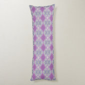LILAC RAUTE STRICK Körperkissen (Rückseite (Vertikal))