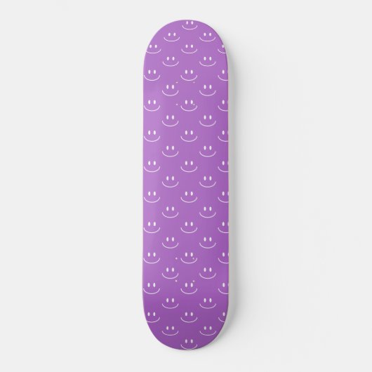 Lilac Smile Pattern Skateboard (Vorderseite)