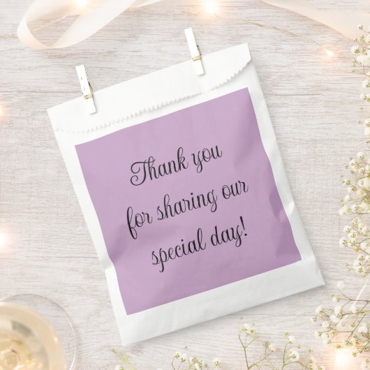 Lilac Solid Color Geschenktütchen (Ausgeschnitten)