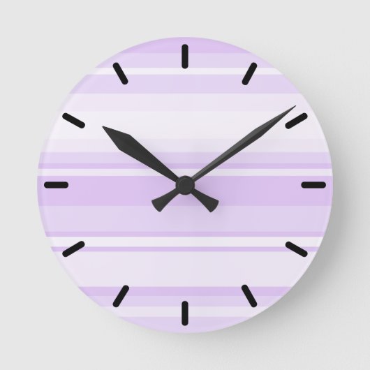 Lilac Streifen Runde Wanduhr (Vorderseite)
