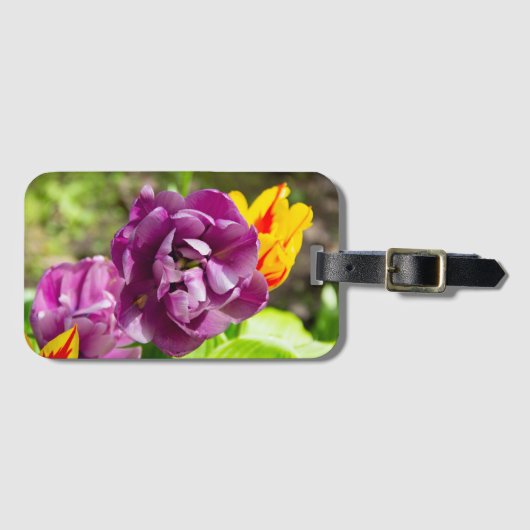 Lilac tulips an einem sonnigen Tag Gepäckanhänger (Vorderseite (Horizontal))