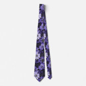 Lilac, violette Blumen auf schwarz Krawatte (Vorderseite)