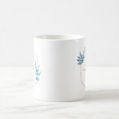Lilac Watercolor Eucalyptus Wreath Monogramm Kaffeetasse (Mittel)