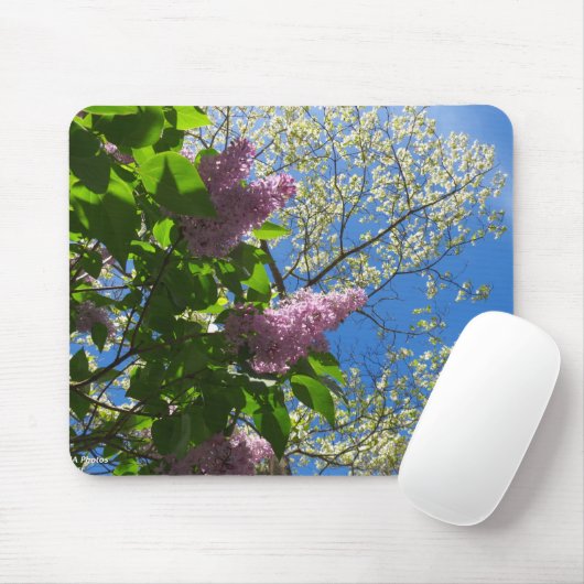 Lilacs and Cherry Blossoms - Martha's Vineyard Mousepad (Mit Mouse)