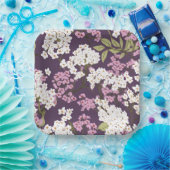 Lilacs auf Lila Pappteller (Party)