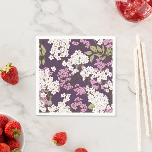 Lilacs auf Lila Serviette (Beispiel)