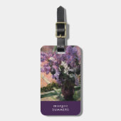 Lilacs in einem Fenster | Mary Cassatt Gepäckanhänger (Vorderseite vertikal)