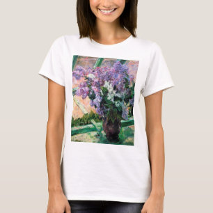 Lilacs in einem Fenster, Mary Cassatt T-Shirt