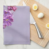 Lilacs in Springtime Handtuch (Viertel Falte)