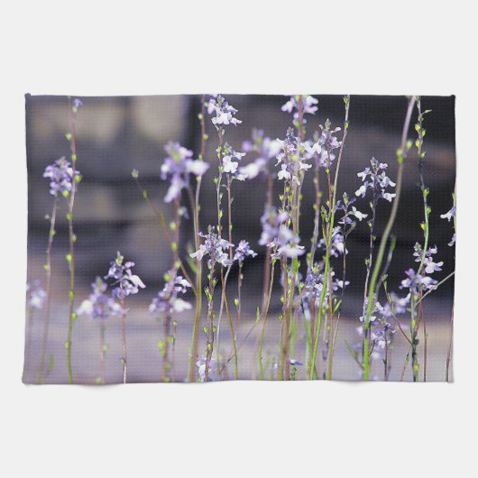 Lilafarbene Wildblumen Geschirrtuch (Horizontal)