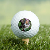 Lilah, die Tortoiseshell: Eine hübsche Katze Golfball (Insitu T-Shirt)