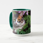 Lilah, die Tortoiseshell: Eine hübsche Katze Tasse (Vorderseite Links)