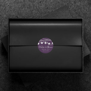 Lilie Eggplant Lila Lights   Dunkle Hochzeit Runder Aufkleber