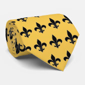 Lilie Krawatte (Gerollt)