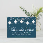 Lilie Navy Blue Lights | Rustikale Hochzeit Save The Date (Stehend Vorderseite)