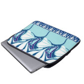 LILIE NOUVEAU: BLAUER MONTAG LAPTOPSCHUTZHÜLLE (Vorne Knopf)