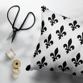 Lilie Pattern, Royal French, Black on White Dekokissen