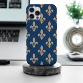 Lilie Pattern, Royal French, Cream on Blue Case-Mate iPhone Hülle