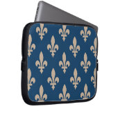 Lilie Pattern, Royal French, Cream on Blue Laptopschutzhülle (Vorne Rechts)
