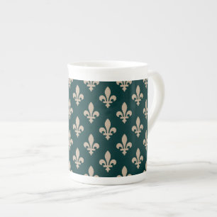 Lilie Pattern, Royal French Cream on Green Porzellantasse