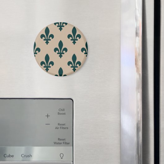 Lilie Pattern, Royal French Green on Cream Magnet (In Situ (Kühlschrank))