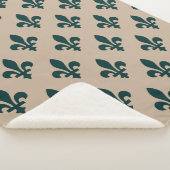 Lilie Pattern, Royal French Green on Cream Sherpadecke (3/4)