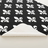 Lilie Pattern, Royal French, White on Black Sherpadecke (3/4)