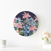 Lilien, Delphine grenzen: Aquarellmalerei. Große Wanduhr (Zuhause)