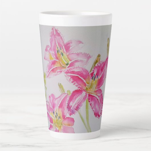 Lilien mit Handfarbe Rosa Lilienblüte Latte Tasse (Vorderseite)