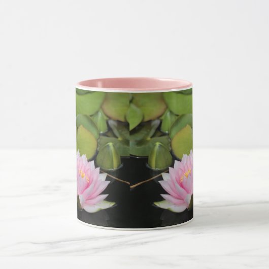 Lilien Tasse (Zentrum)