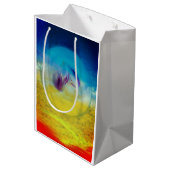 Lilies heart, abstrakte surreale Kunstwerke Mittlere Geschenktüte (Rückseite Schrägansicht)