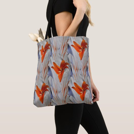 Lilies...... Tasche (Von Nahem)