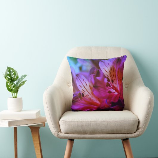 Lilies Throw Pillow Kissen (Stuhl )
