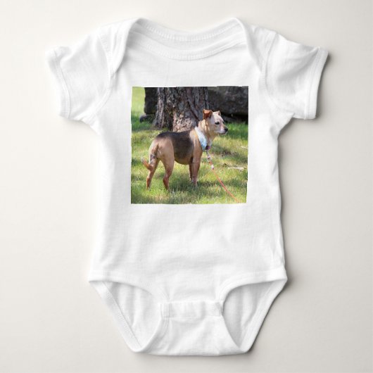 Lily Baby Strampler (Vorderseite)