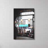 Lily Bar Leinwanddruck (Vorderseite)