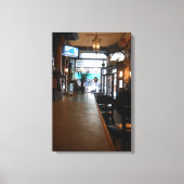 Lily Bar Leinwanddruck (Vorderseite)