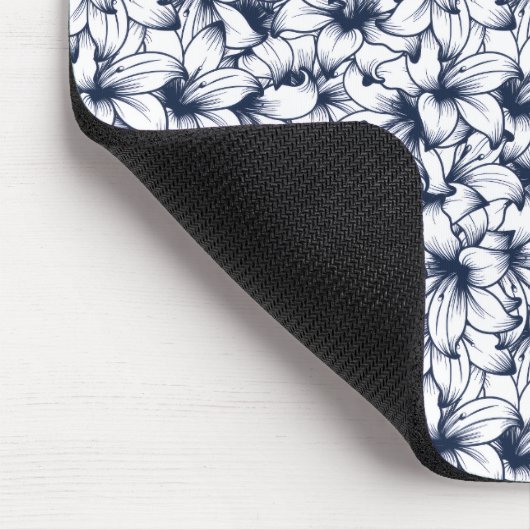 Lily Blume Ink Sketched Pattern Mousepad (Ecke)